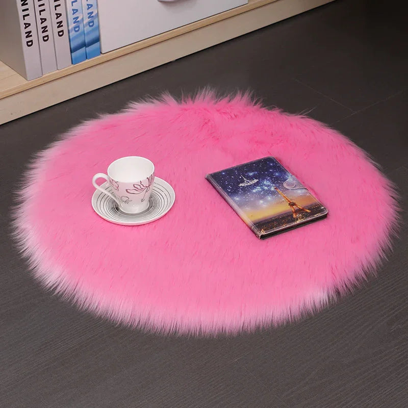Hair Plush Wool Round Carpet – Soft Bedroom Floor Mat for Home Comfort - Show Gadgets