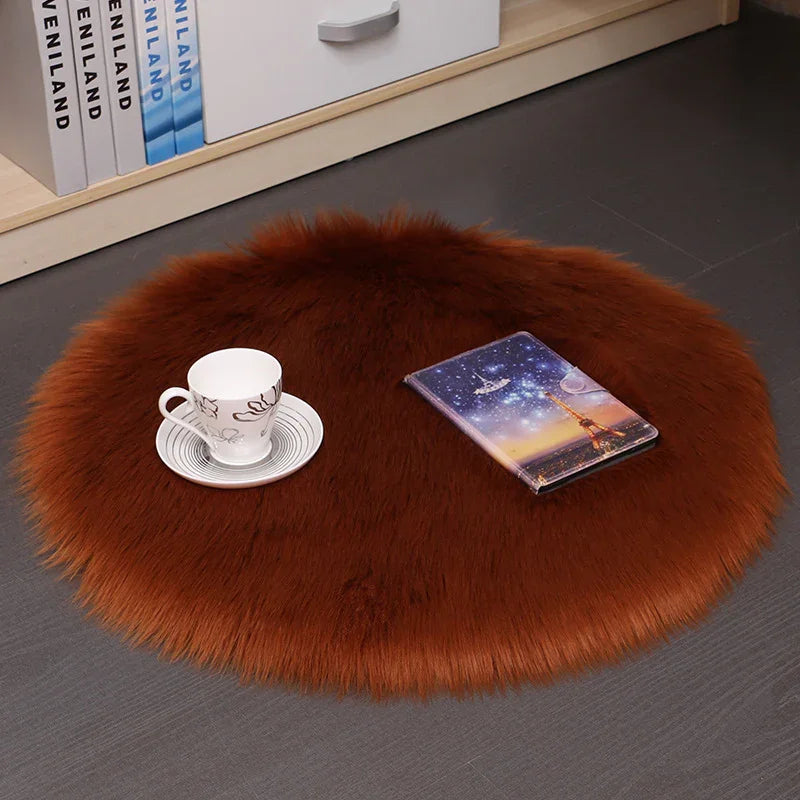Hair Plush Wool Round Carpet – Soft Bedroom Floor Mat for Home Comfort - Show Gadgets
