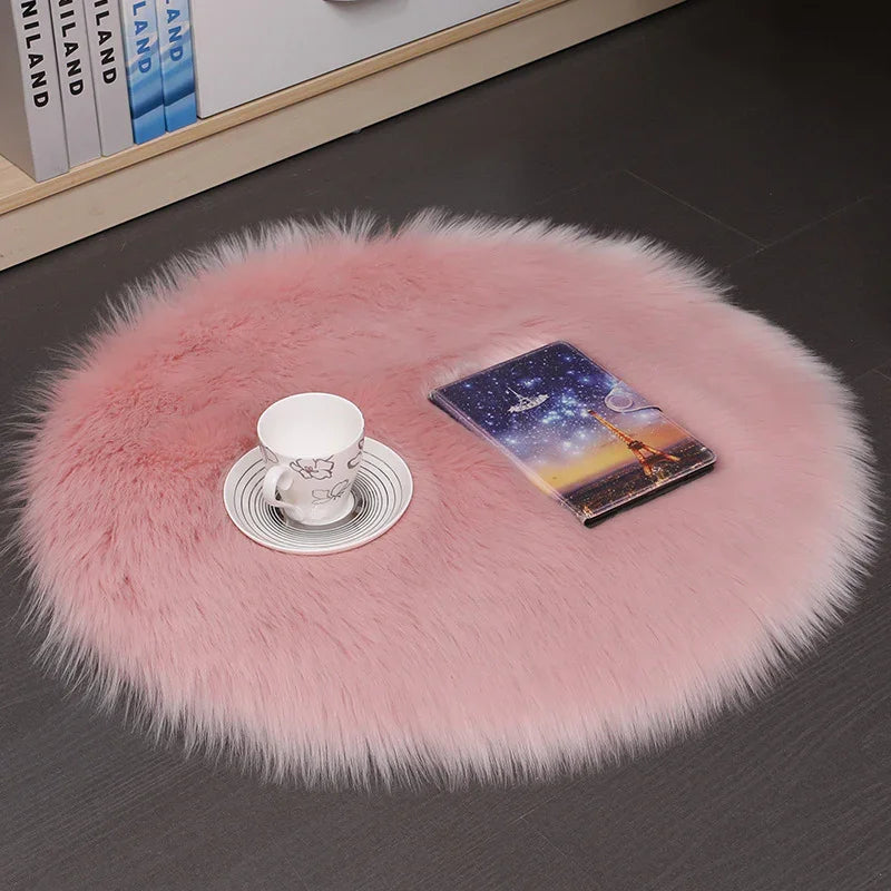 Hair Plush Wool Round Carpet – Soft Bedroom Floor Mat for Home Comfort - Show Gadgets