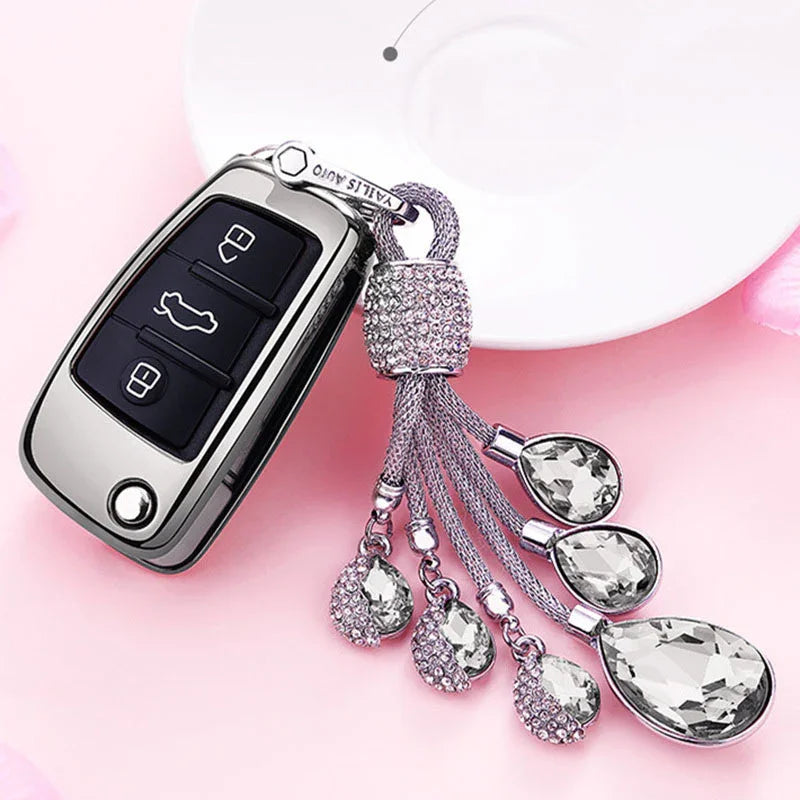 Goddess of tears car key set - Show Gadgets
