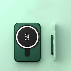 Mini magnetic wireless power bank in black with LED display and fast charging features