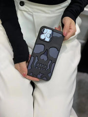 Luxury Plating 3D Skull Phone Case For I - Phone 14 Pro Max 13 12 11 Plus Breathable Glossy Hollow Out Gold Metallic Paint - Show Gadgets