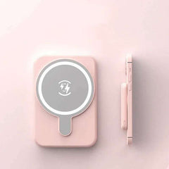 Mini Magnetic Wireless Power Bank 5000mAh portable fast charging charger in black and green colors