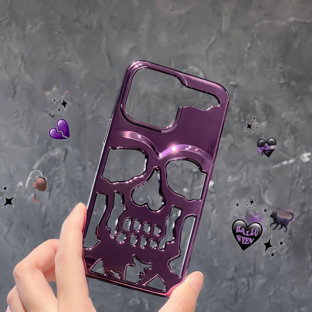 Luxury Plating 3D Skull Phone Case For I - Phone 14 Pro Max 13 12 11 Plus Breathable Glossy Hollow Out Gold Metallic Paint - Show Gadgets