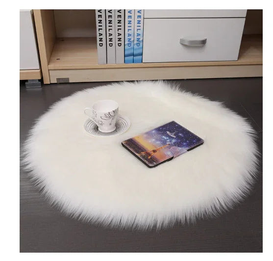 Hair Plush Wool Round Carpet – Soft Bedroom Floor Mat for Home Comfort - Show Gadgets