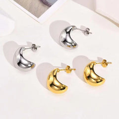 Metal Water Drop Earrings – Elegant Niche Luxury Design